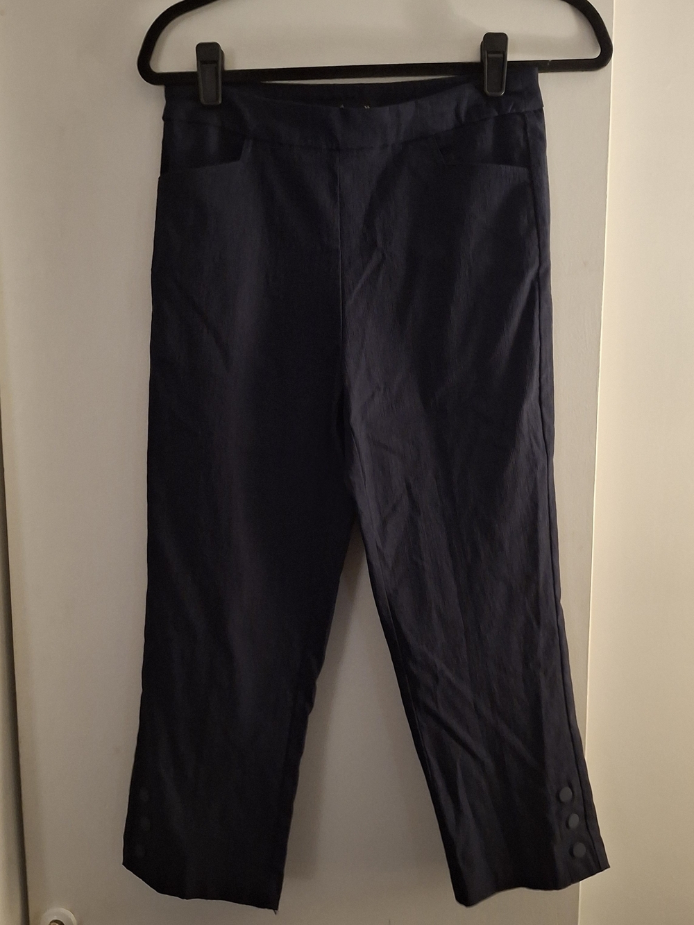 Jenna Rose Women's Navy Button Hem Straight Leg Cropped Pants